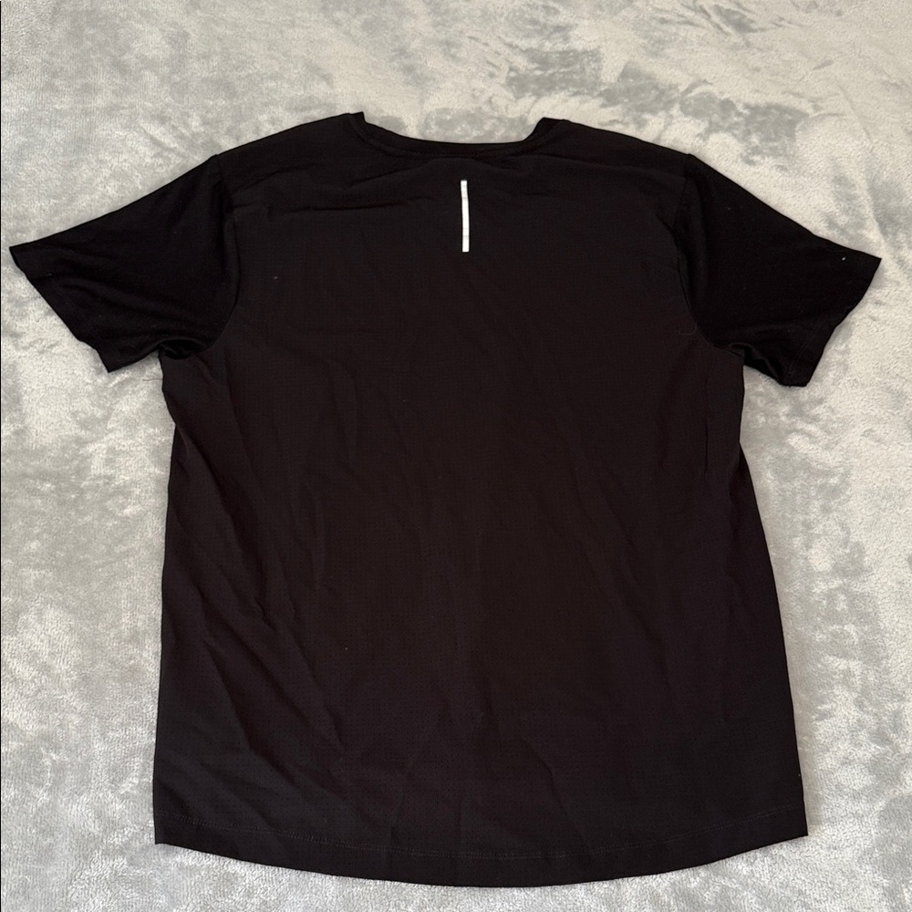Xersion Black RUN Graphic Tee - Picture 3 of 3